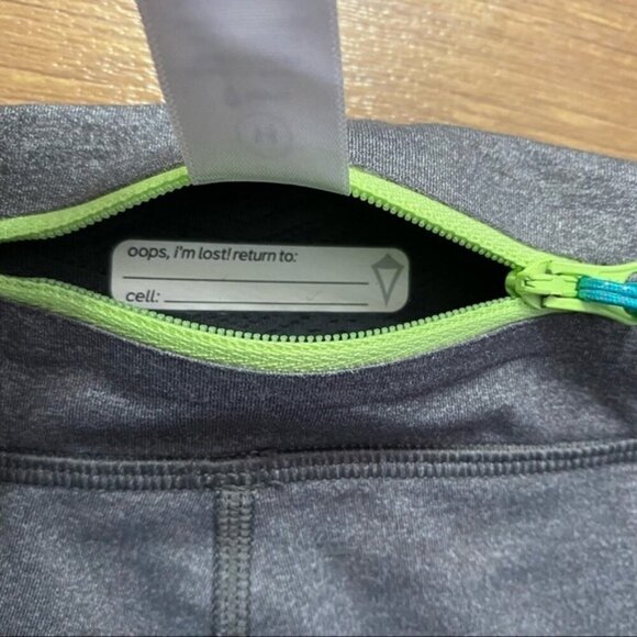 Lululemon Iviva leggings Girl Sz 14 ( Women Sz 2) - Picture 10 of 10